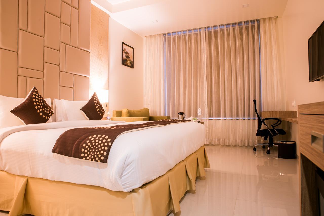 Hotel Grand Rio ناسيك المظهر الخارجي الصورة