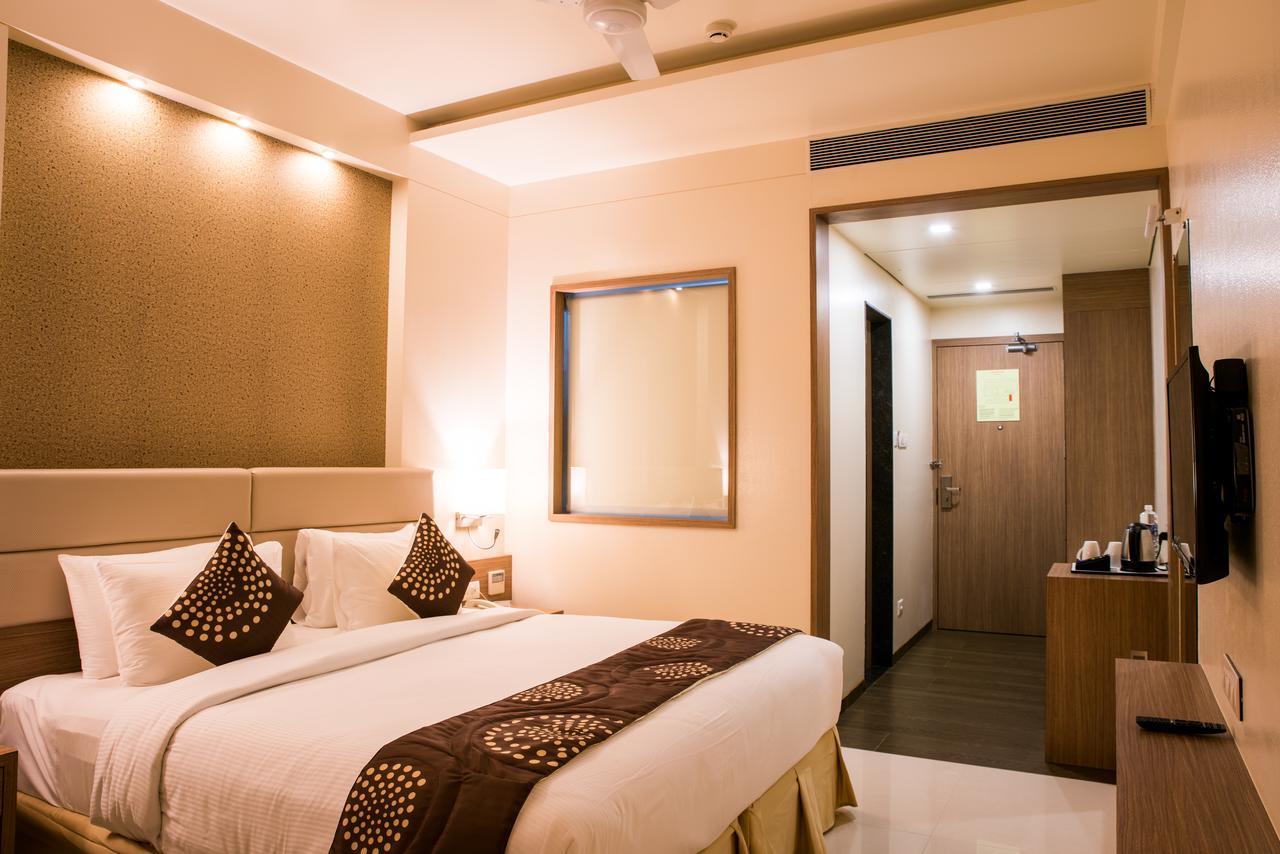 Hotel Grand Rio ناسيك المظهر الخارجي الصورة